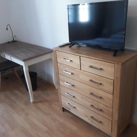 Ferienwohnung Macfewo Im Zentrum Von Майен Екстериор снимка