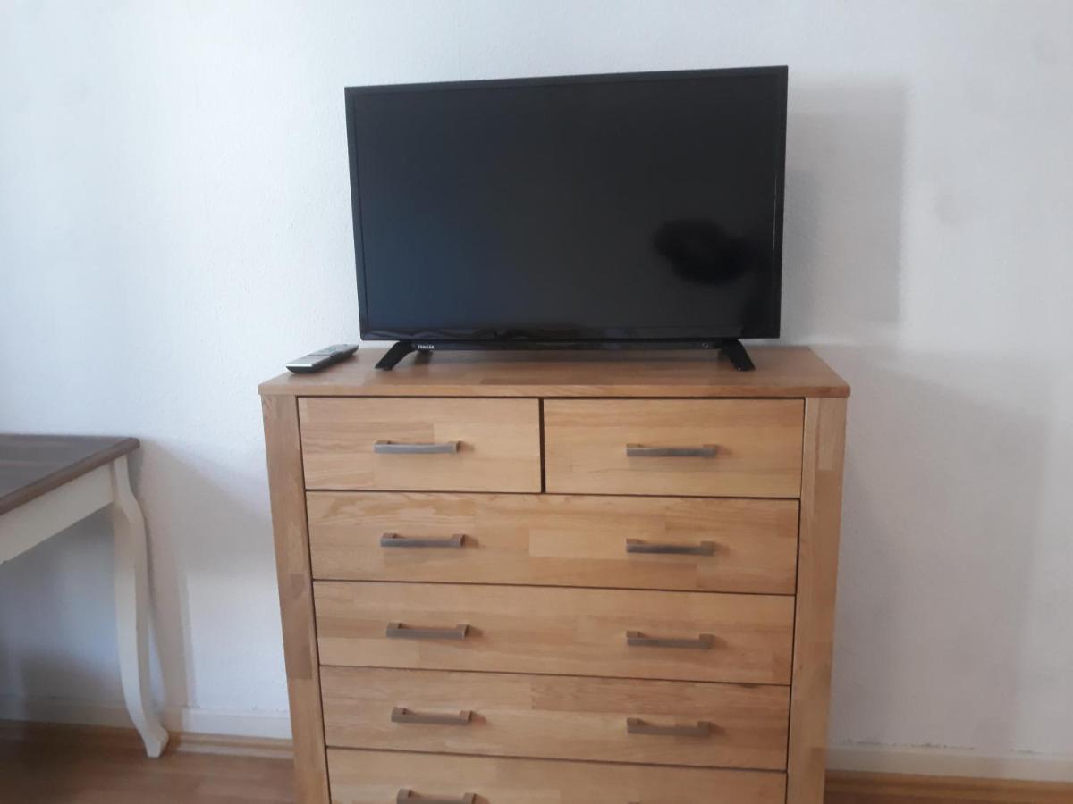 Ferienwohnung Macfewo Im Zentrum Von Майен Екстериор снимка