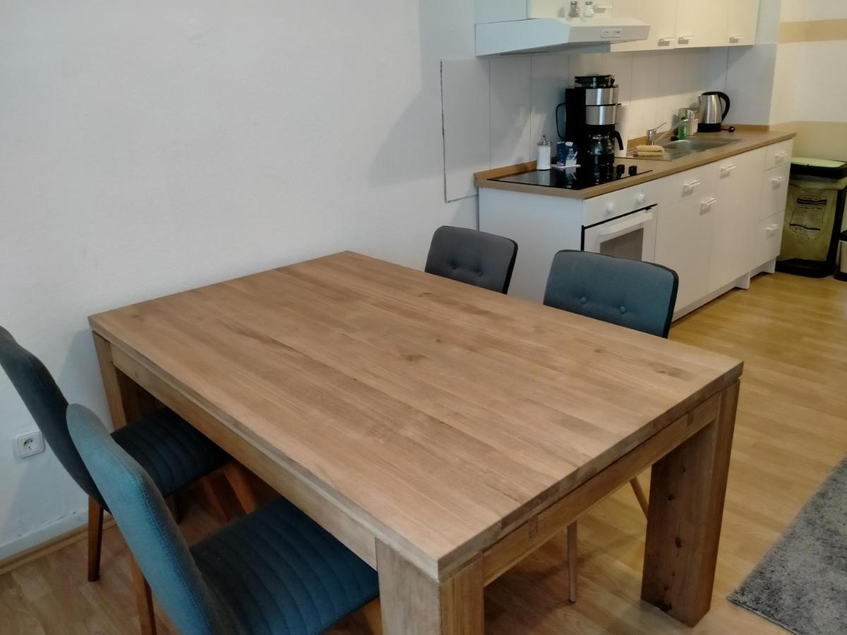 Ferienwohnung Macfewo Im Zentrum Von Майен Екстериор снимка
