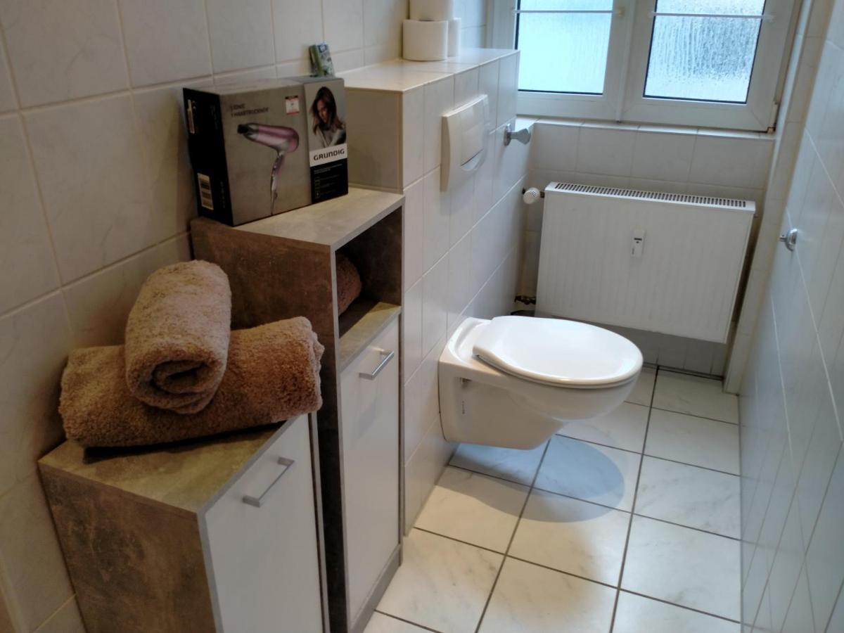 Ferienwohnung Macfewo Im Zentrum Von Майен Екстериор снимка