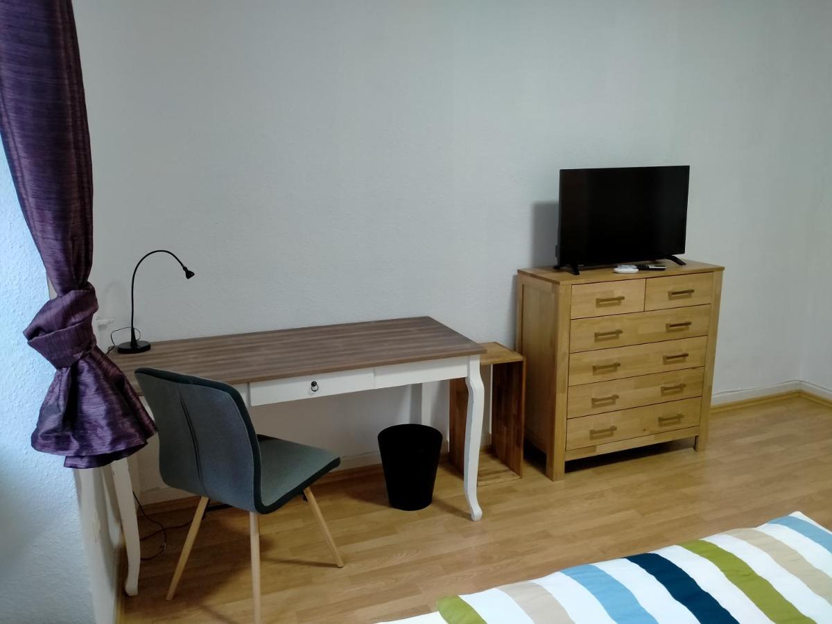 Ferienwohnung Macfewo Im Zentrum Von Майен Екстериор снимка