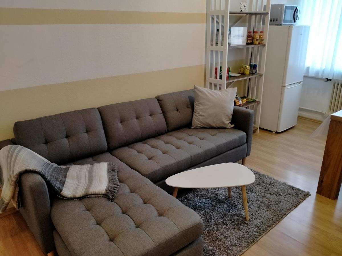 Ferienwohnung Macfewo Im Zentrum Von Майен Екстериор снимка